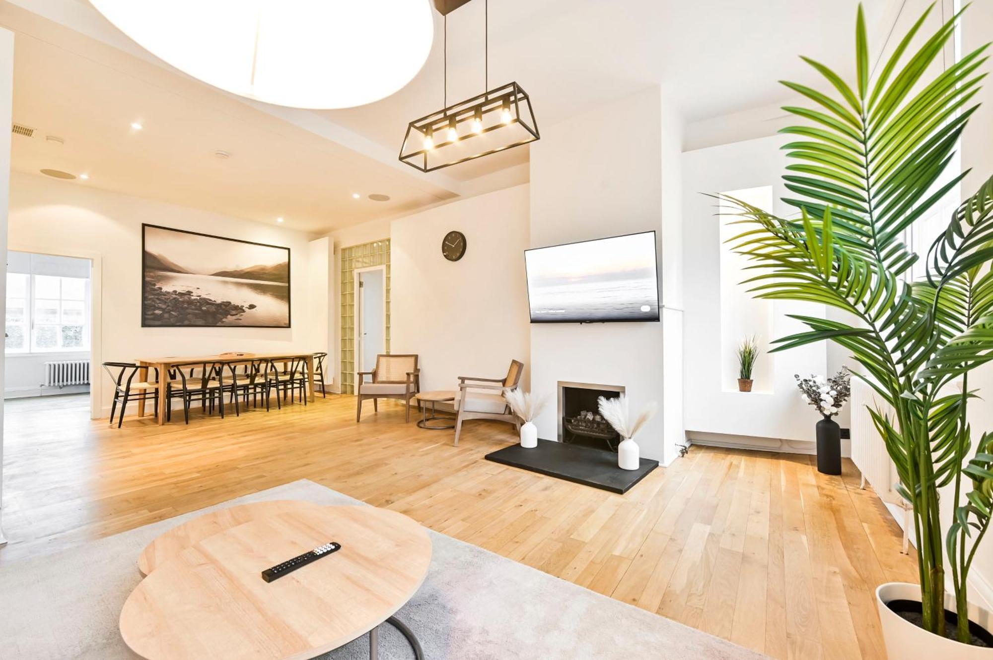 Wonderful Fitzrovia 3 Bed Apartment London Ngoại thất bức ảnh