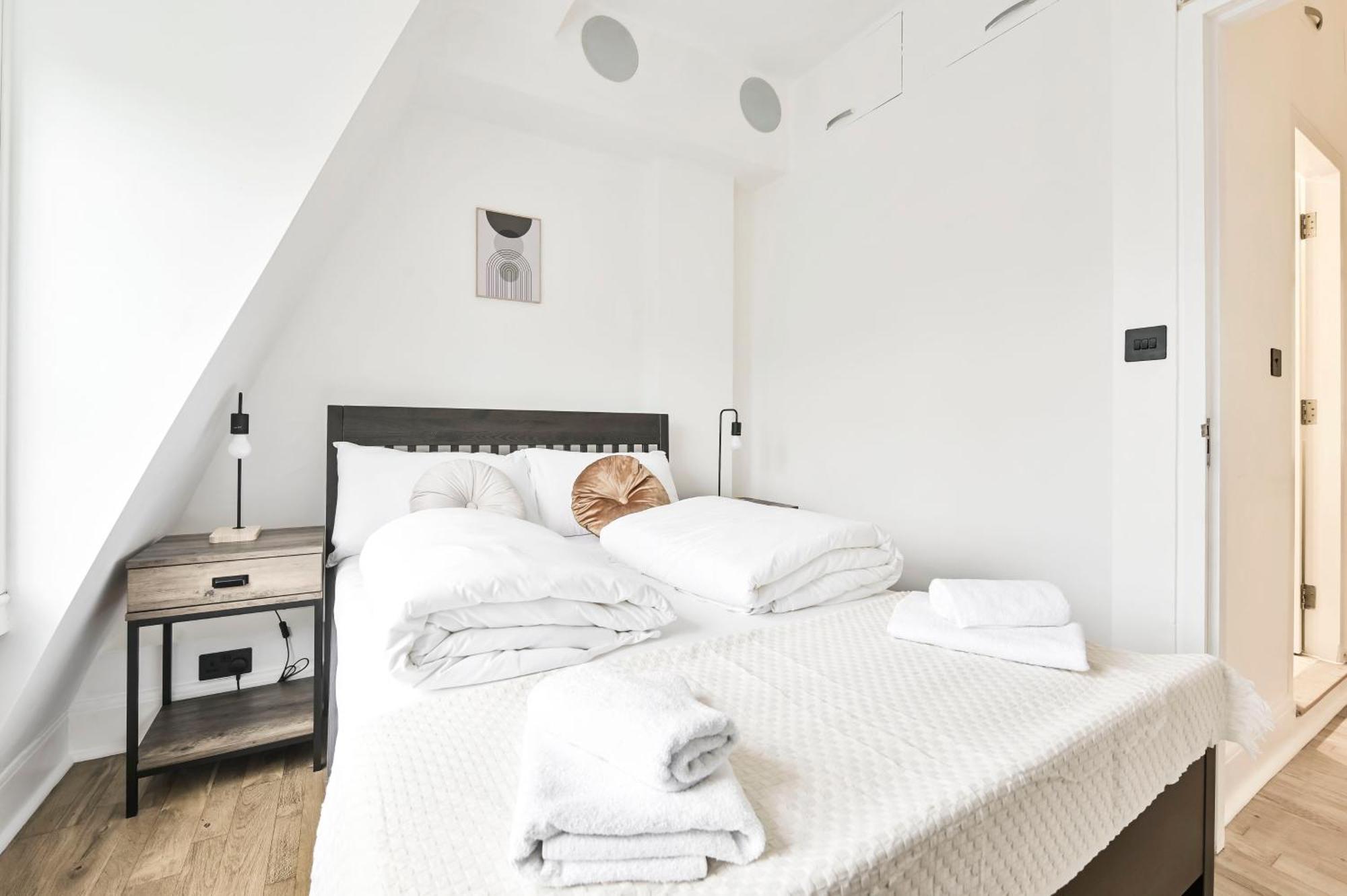 Wonderful Fitzrovia 3 Bed Apartment London Ngoại thất bức ảnh