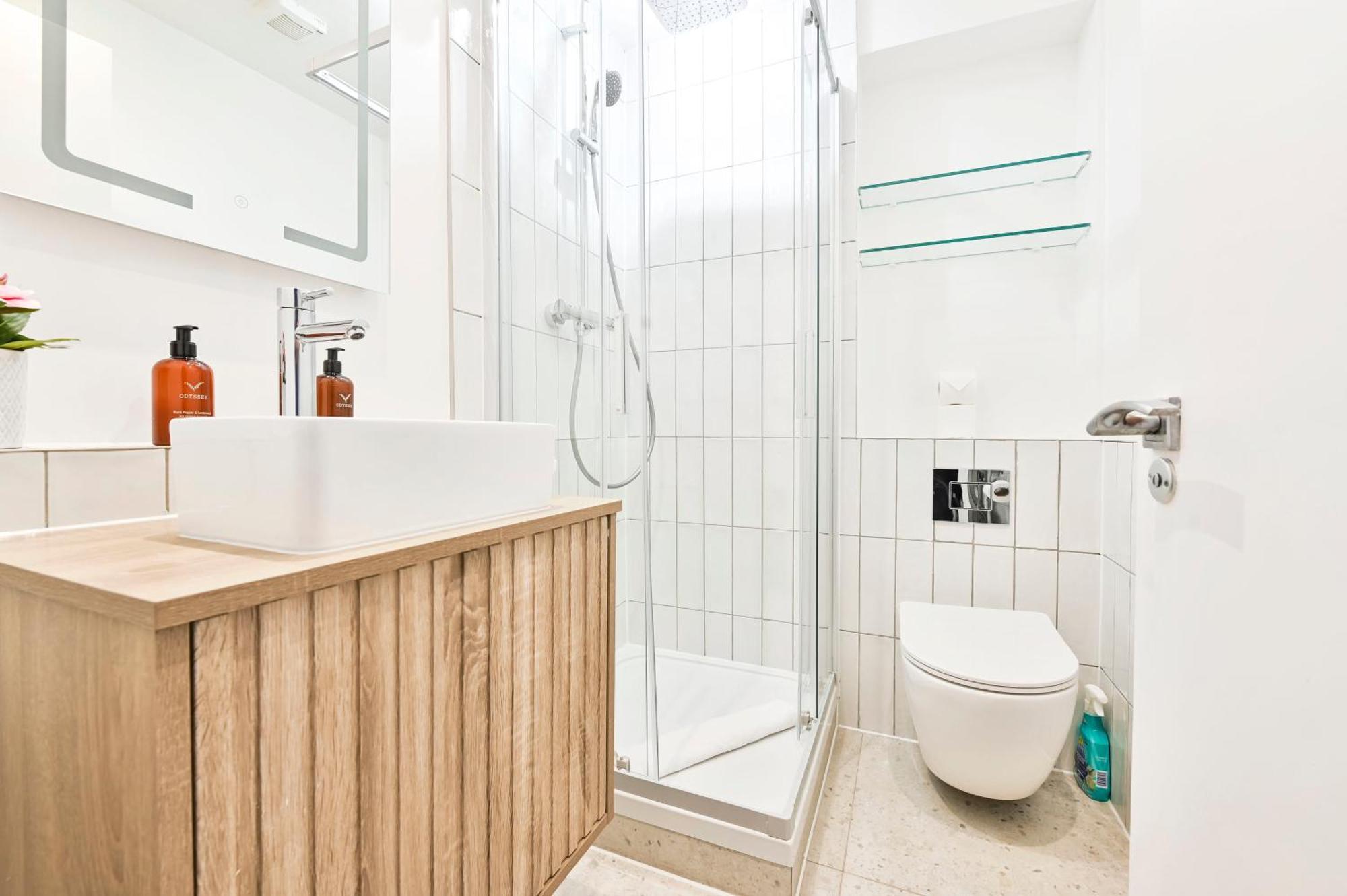 Wonderful Fitzrovia 3 Bed Apartment London Ngoại thất bức ảnh